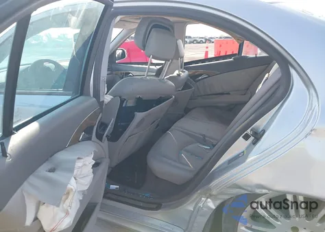 2007 Mercedes-Benz E 550 z USA, uszkodzony, nr VIN WDBUF72X17B078089